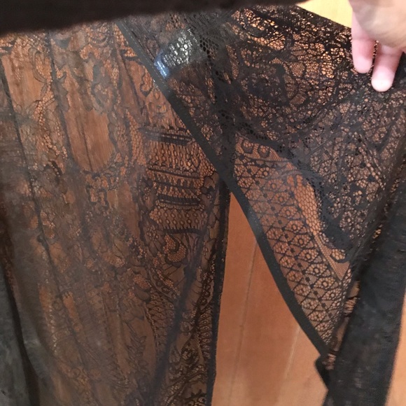 LUSH Sheer black lace maxi - Picture 5 of 5